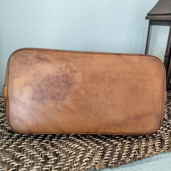 Louis Vuitton Alma PM ๐๐
- Picture 4 of 11